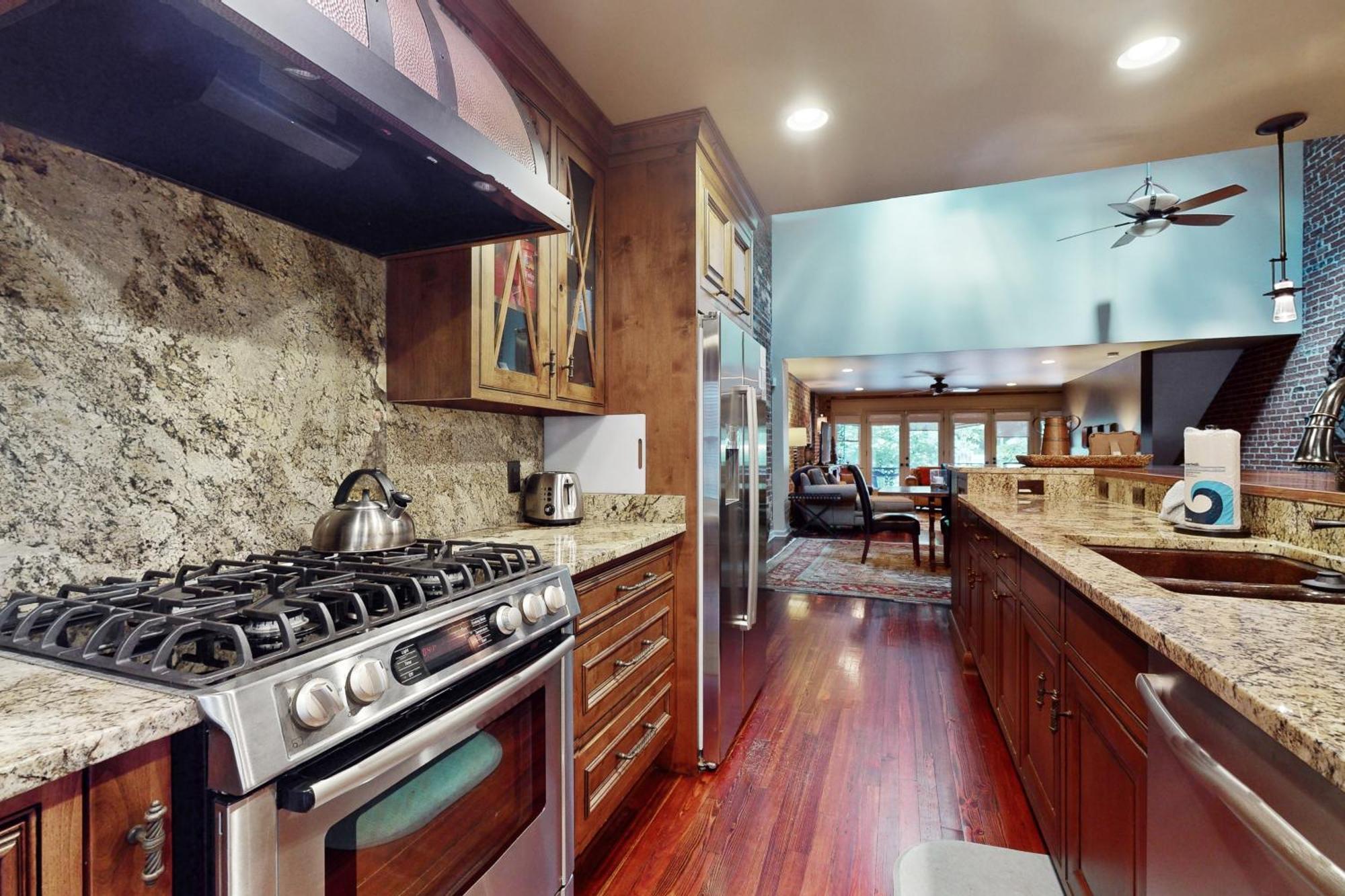 Apartment Lofts On Lexington *
